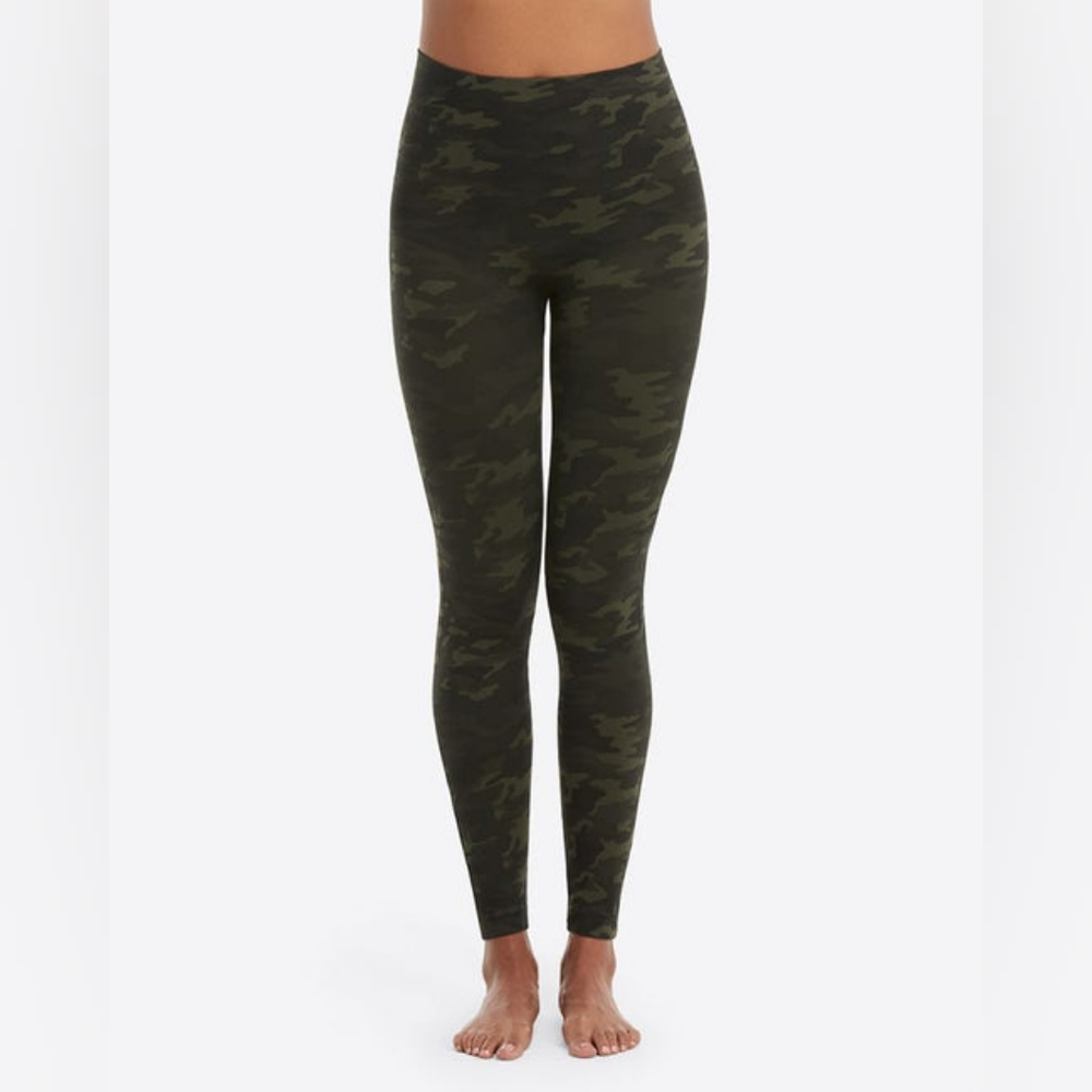 Spanx Look At Me Now Leggings, Green Camo